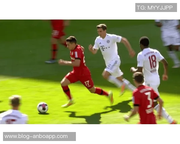 拜仁德甲八连胜势不可挡30球领跑第二第三仅负于拜仁